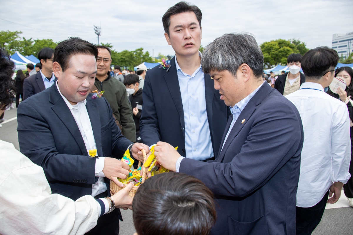 20250505-079[AMG_8844-1-재103회 어린이날 기념행사.jpg