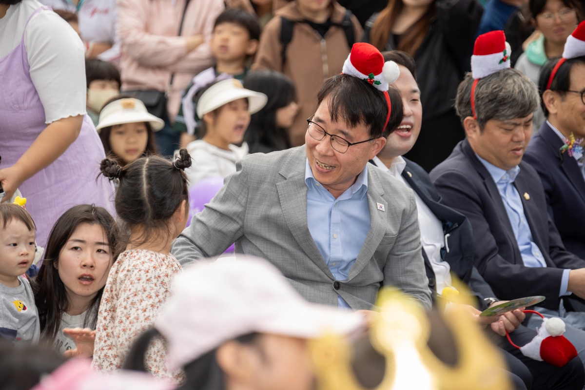 20250505-042[AMG_8675-1-재103회 어린이날 기념행사.jpg