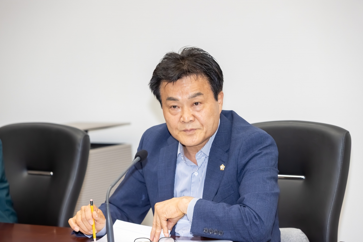 20250515-051[AMG_9619-제287회 구미시의회 임시회 문화환경위원회 조례안 심사활동.jpg