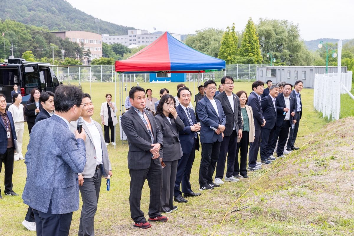 20250515-087[AMG_9777-1-제287회 구미시의회 임시회 산업건설위원회 경운대학교 무인비행교육원 현장방문활동.JPG