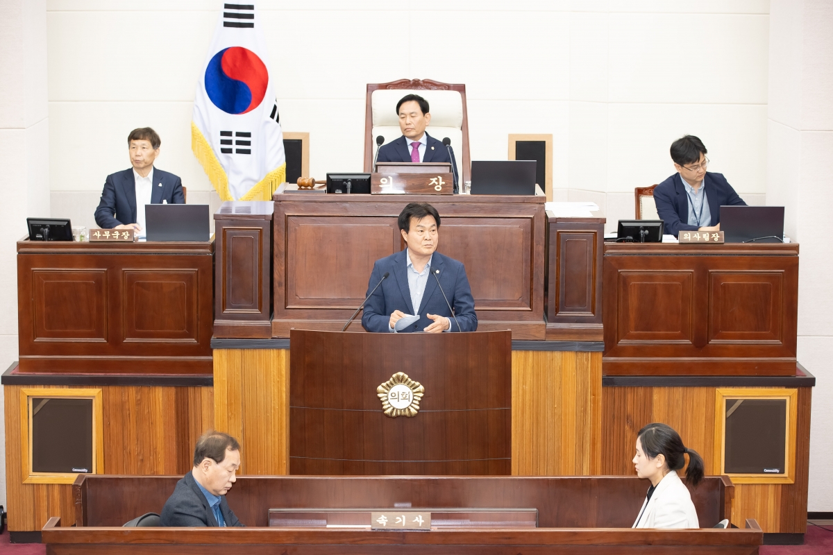 20250519-007[AMG_9962-제87회 임시회 제2차 본회의시 김영태 의원 5분 자유발언.jpg