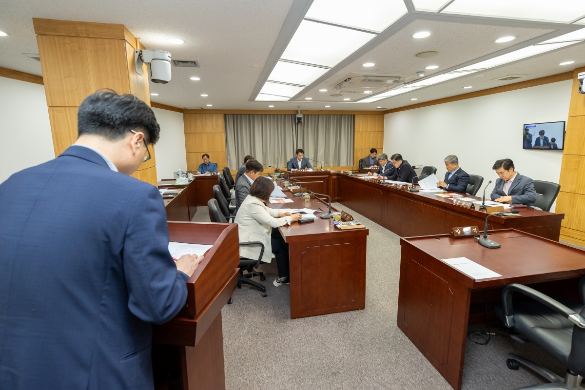 20250519-072[AMG_0174-제287회 임시회시 의회운영위원회 활동.jpg