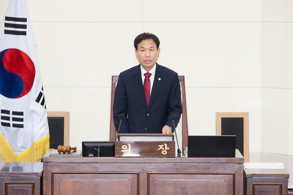 20250602-003[AMG_0602-제288회 구미시의회 제1차 정례회 개회식시 박교상 의장 개회사.jpg