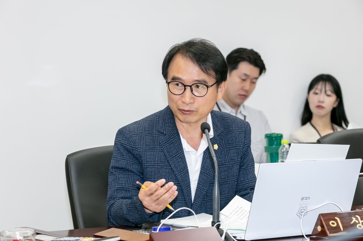 20250604-029[IMG_9332-제288회 제1차 정례회 기획행정위원회 조례안 심사활동.jpg