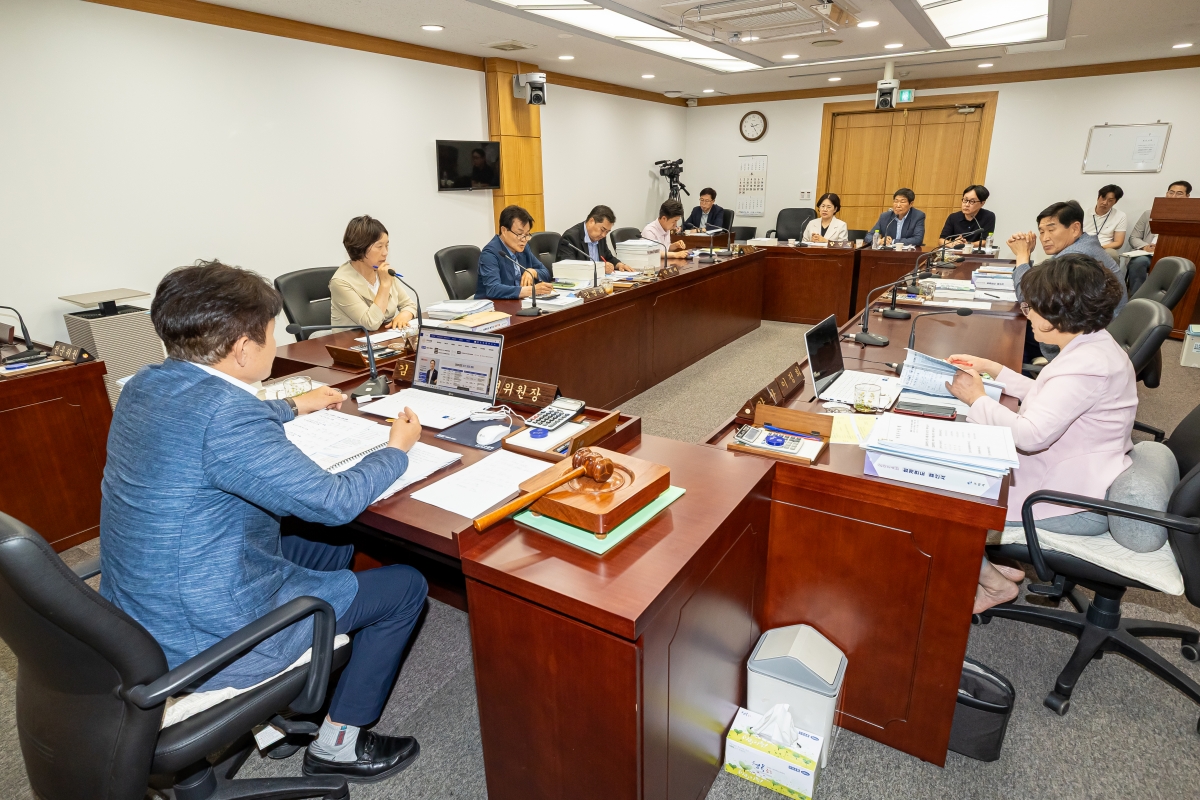 20250609-032[AMG_1220-문화환경위원회 관내 버스 기업체와 간담회.jpg