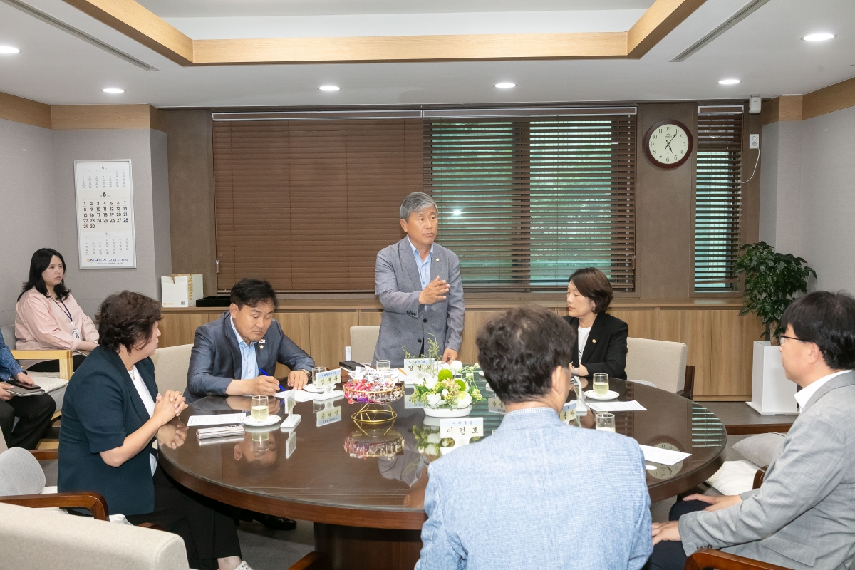 20250616-017[IMG_9957-의원연구단체 구미시 재정분석 연구회 발대식.jpg