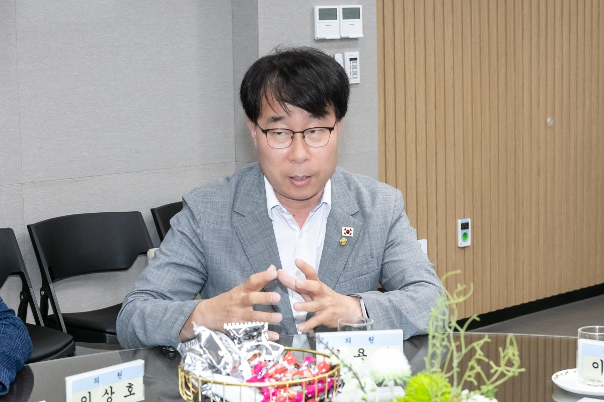 20250616-025[IMG_9980-의원연구단체 구미시 재정분석 연구회 발대식.jpg