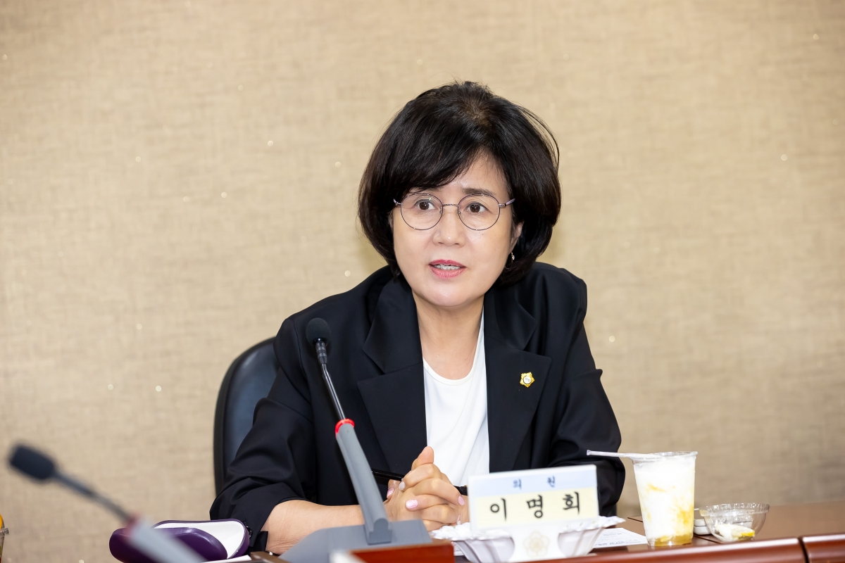 20250708-061[AMG_3932-의원연구단체_구미시 각종 위원회 실태 분석 연구회_간담회.jpg