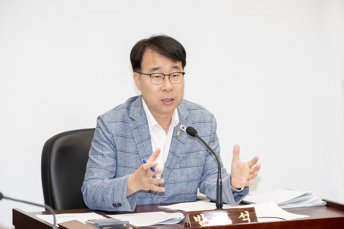 20250716-044[AMG_4353-제289회 임시회 산업건설위원회 조례안 심사활동.jpg