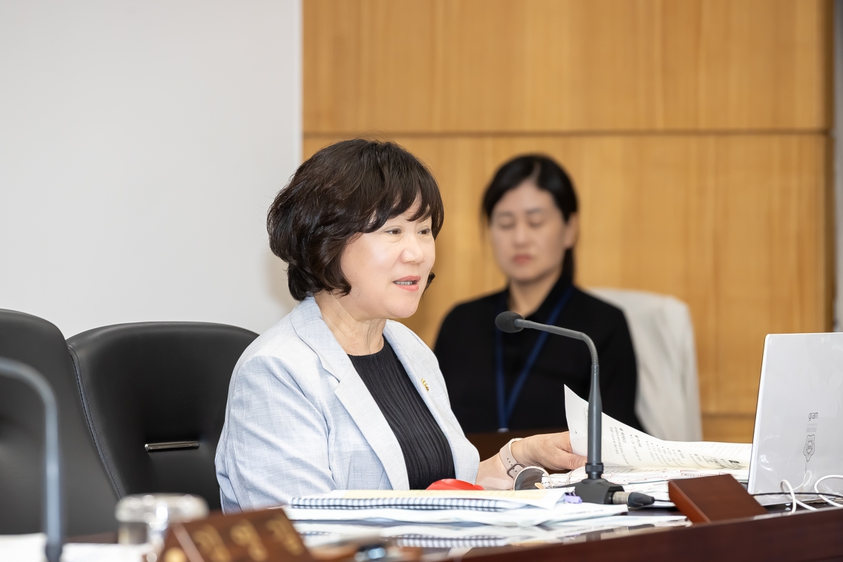 20250716-067[AMG_4477-제289회 임시회 문화환경원회 2025년도 제1회 추가경정예산안 및 기금운용계획변경안 예비심사활동.jpg