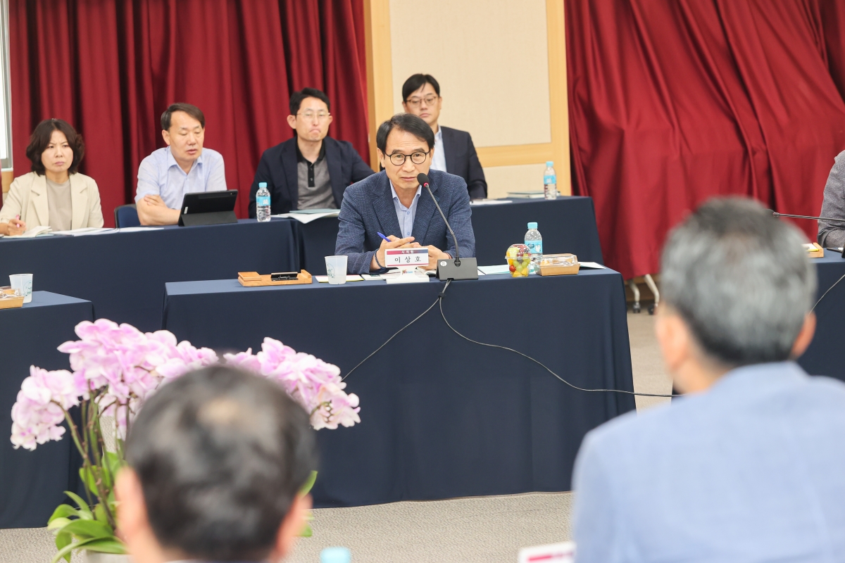 20250901-027[AMG_6269-1-구미시의회와 구미시 정책간담회.JPG