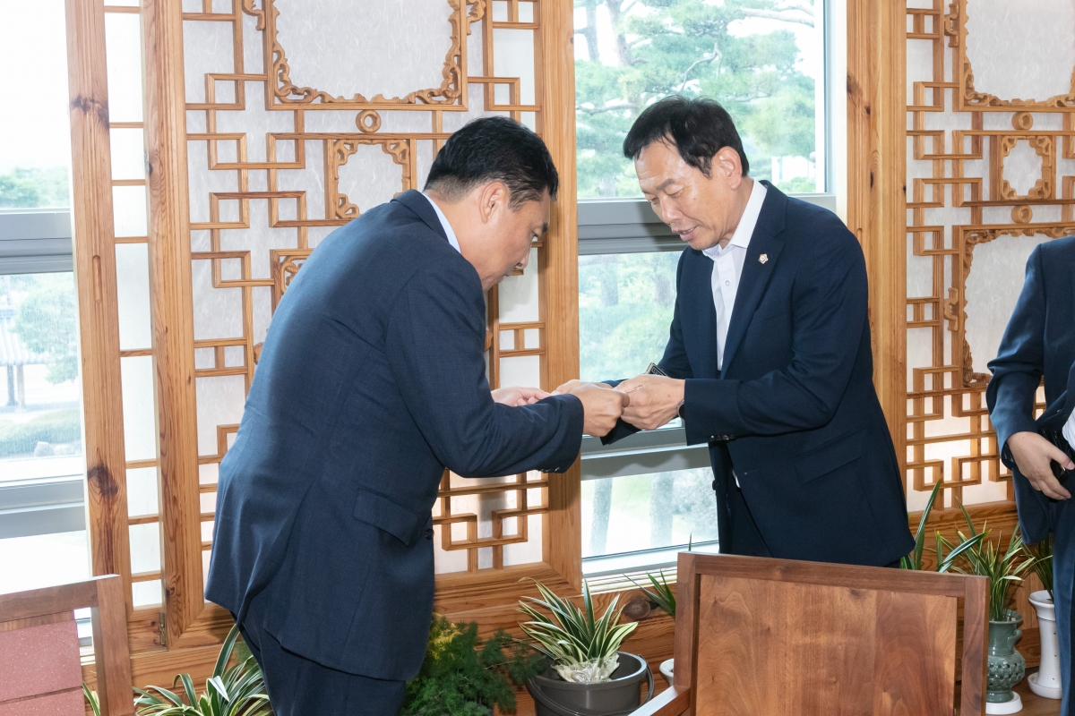 20250902-006[IMG_11563-국방반도체 및 관련분야 공동연구사업 추진을 위한 MOU 체결식.JPG