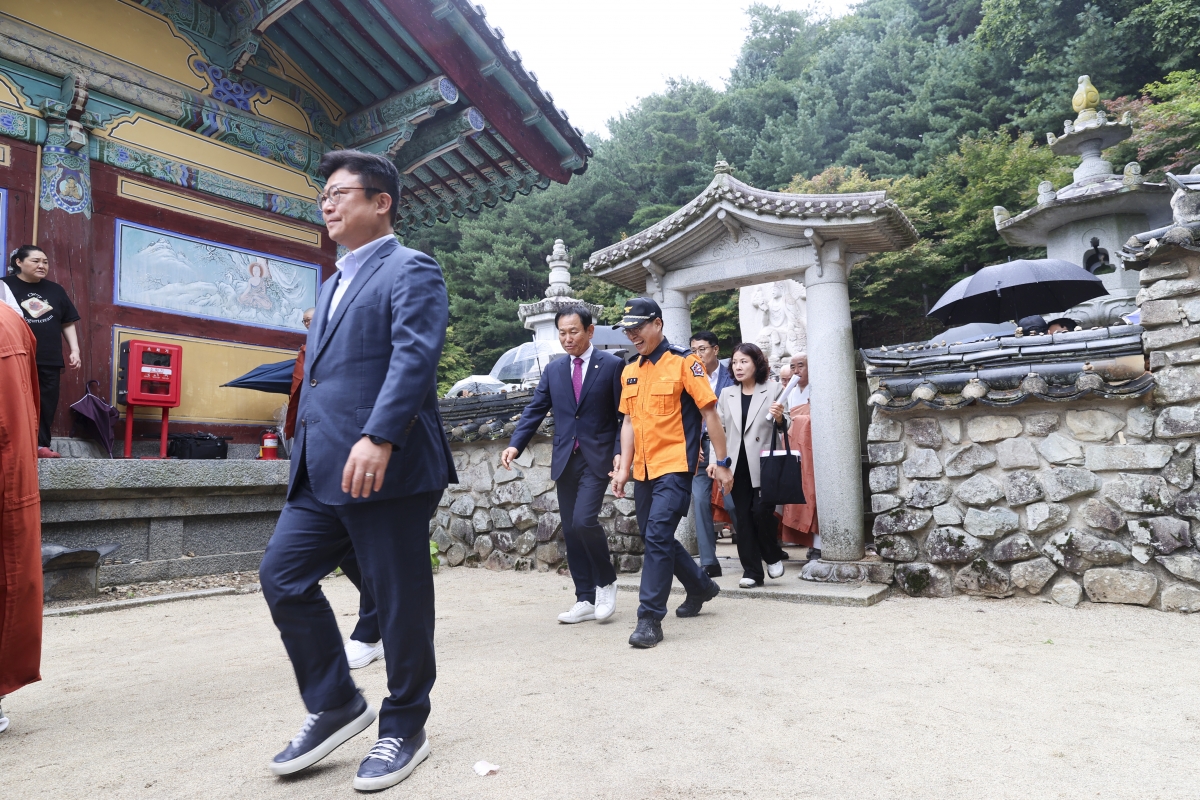 20251003-045[AMG_0039-1-제9회 향문화 대제전.jpg