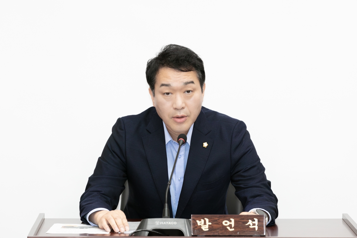 20251016-028[IMG_2107-제291회 임시회시 기획행정위원회 조례안 등 심사활동.jpg