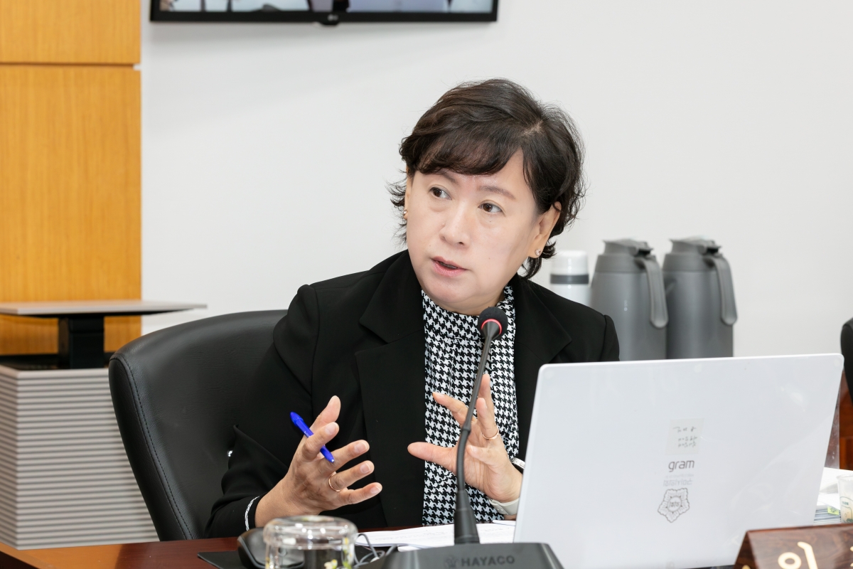 20251017-243[IMG_2261-제291 임시회시 기획행정위원회 조례안 등 심사활동.jpg