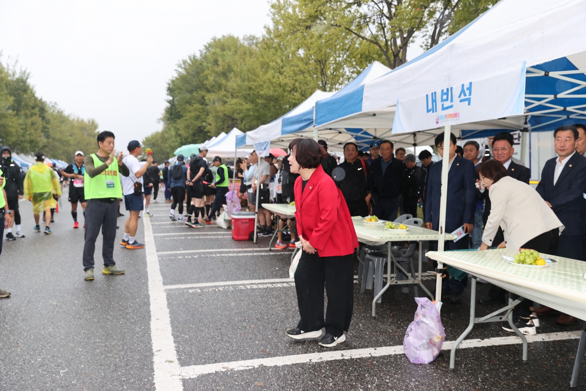 20251018-012[AMG_1432-1-제4회 금오산 트레일레이스.JPG