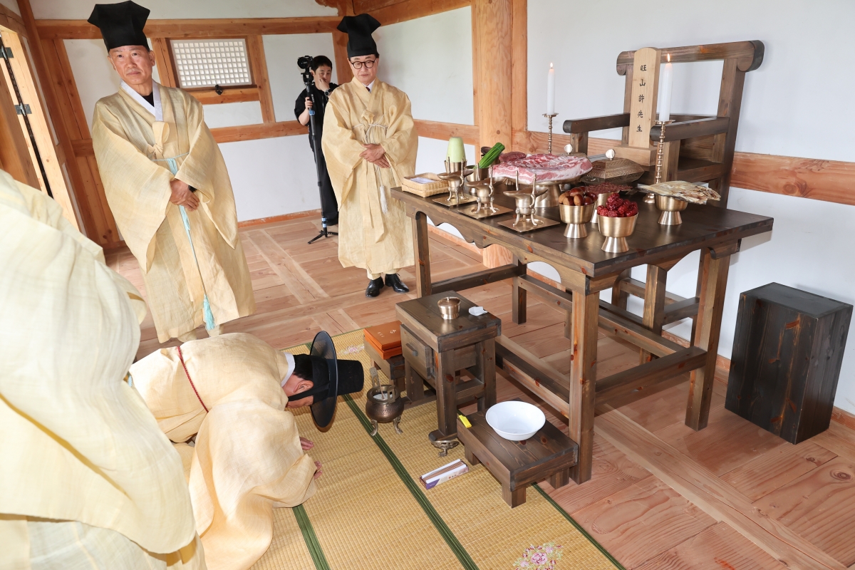 20251021-017[AMG_2147-1-왕산 허위 선생 순국 117주기 추모행사.JPG