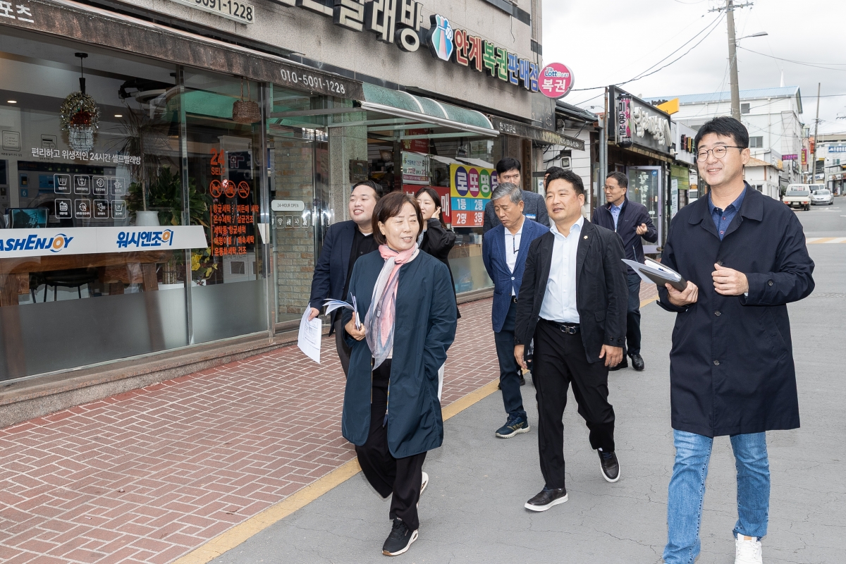 20251022-042[AMG_2557-의원연구단체 구미시 청년일자리 정책연구회 의성군 안계미술관 현장방문.jpg