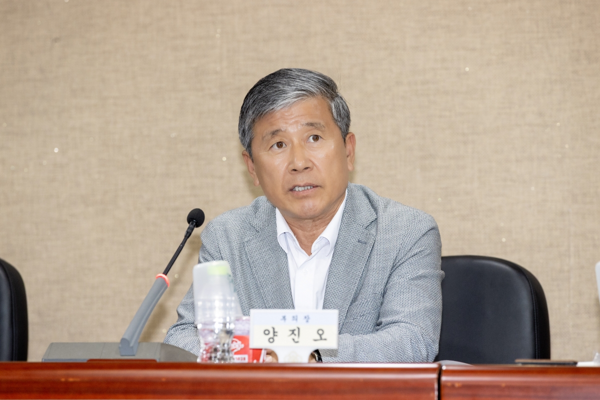 20251023-046[AMG_2820-의원연구단체 구미시 재정분석 연구회 최종보고회.jpg