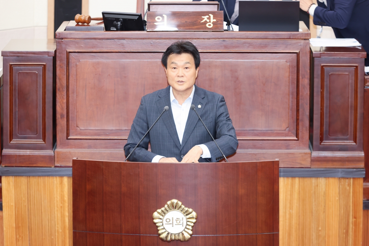 20251024-021[AMG_2977-1-제291회 임시회 제2차 본회의시 김영태 의원 5분 자유발언.JPG