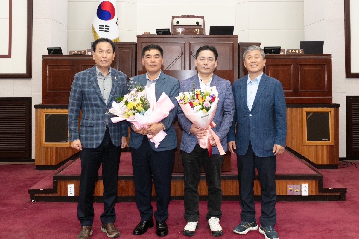 20251017-225[IMG_2438-장인희, 강천호 명예퇴직자 퇴임식.jpg