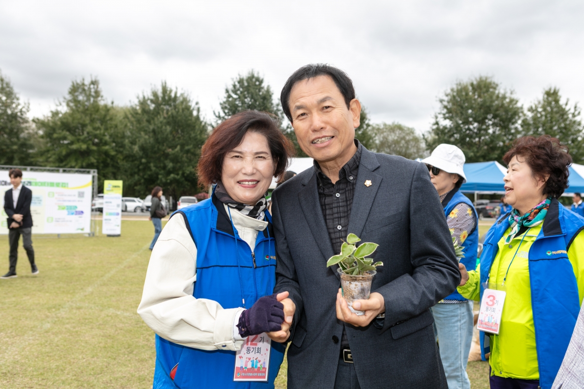 20251022-128[IMG_2760-구미시자원봉사대학 총동창회 한마음대회.jpg