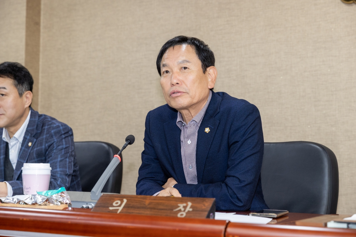 20251024-054[AMG_3104-구미시의회 의원 법정의무교육.jpg