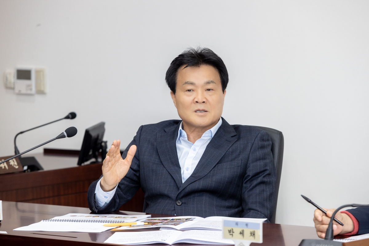 20251024-090[AMG_3203-의원연구단체 그린로컬 축제관광연구회 간담회.jpg