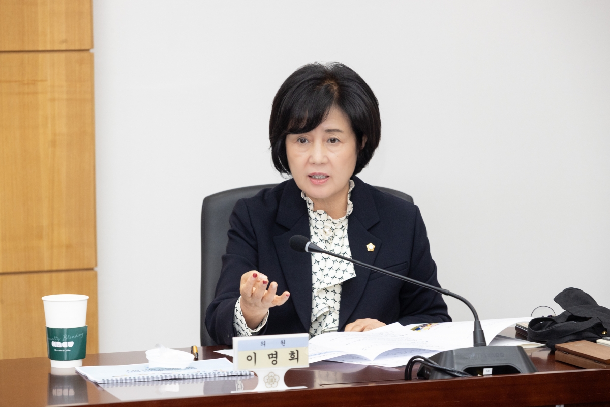 20251024-092[AMG_3208-의원연구단체 그린로컬 축제관광연구회 간담회.jpg