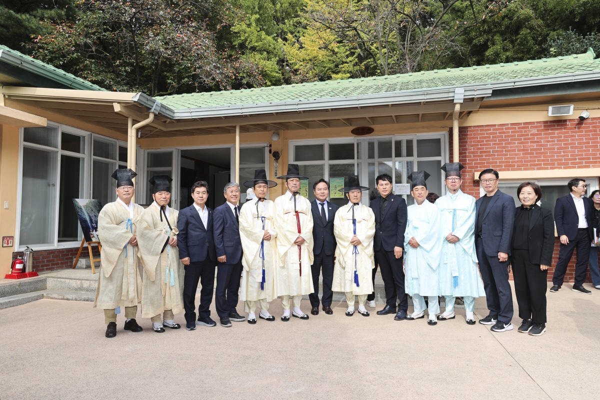 20251026-008[AMG_3238-1-박정희대통령 서거 46주기 추도제 및 추도식.jpg