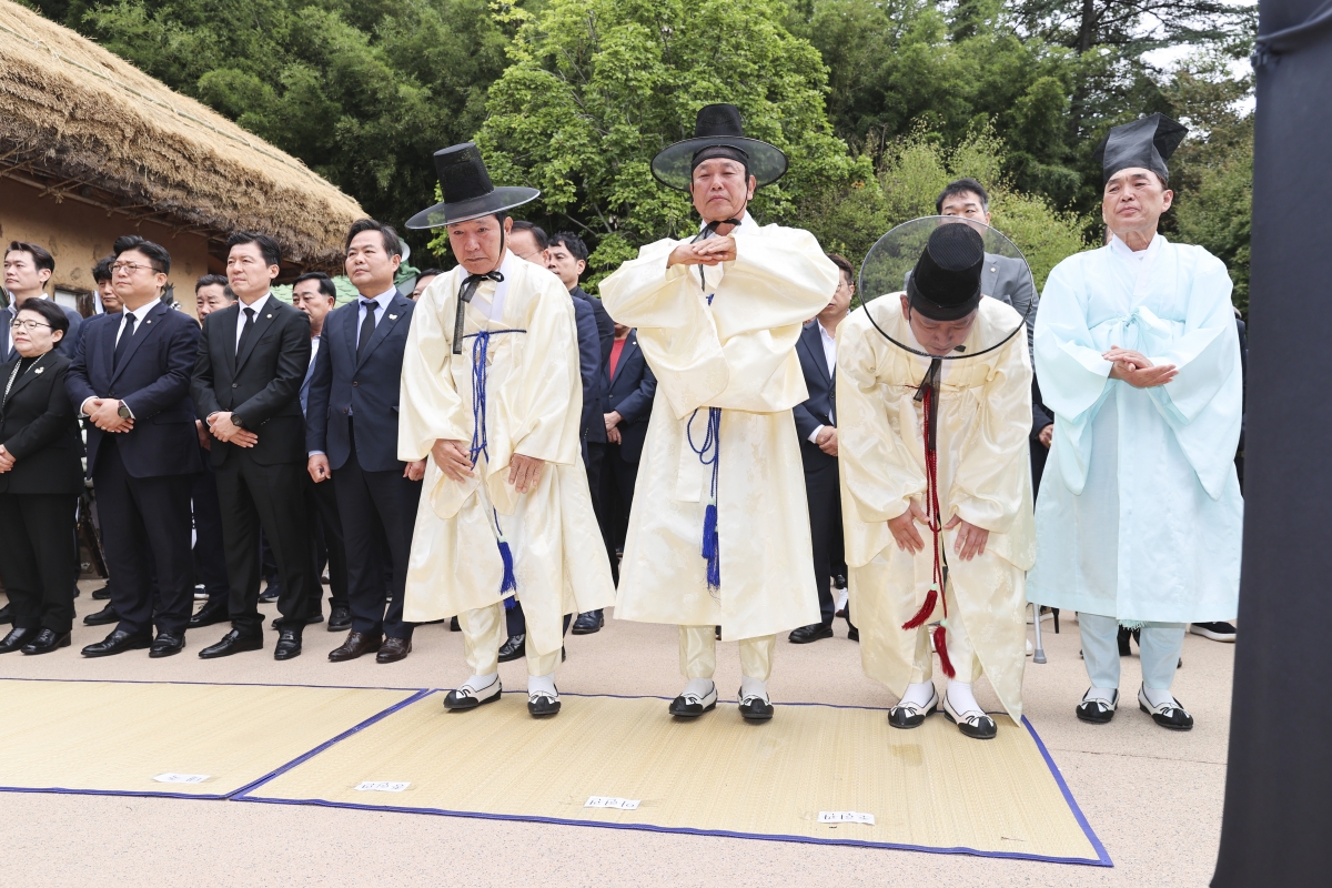 20251026-020[AMG_3270-1-박정희대통령 서거 46주기 추도제 및 추도식.jpg