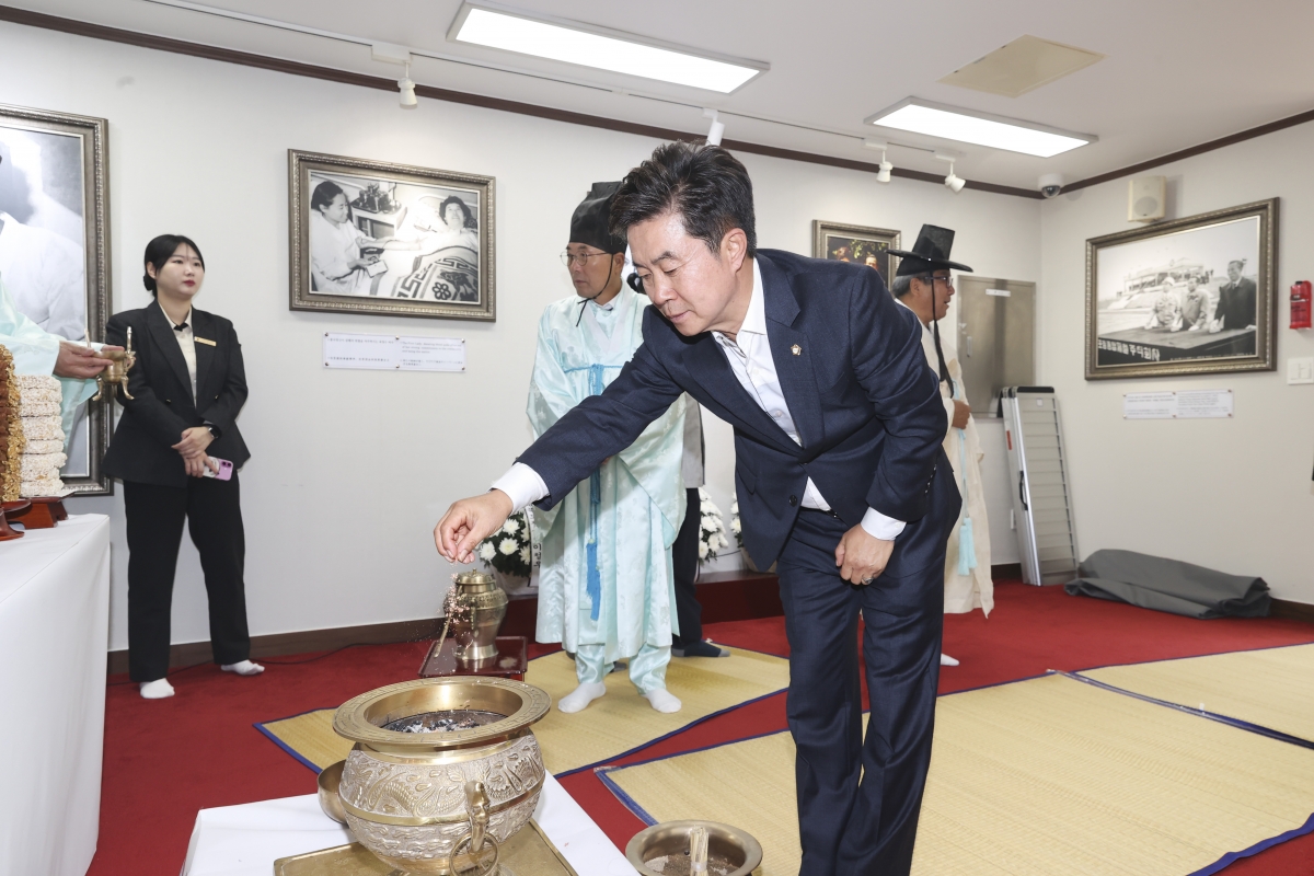 20251026-049[AMG_3348-1-박정희대통령 서거 46주기 추도제 및 추도식.jpg