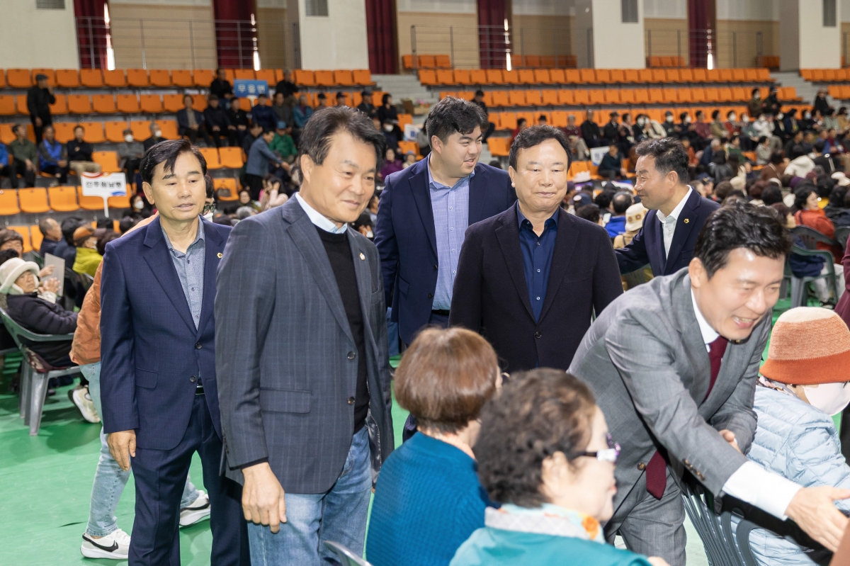 20251030-026[AMG_4466-제29회 노인의 날 기념식-1.JPG