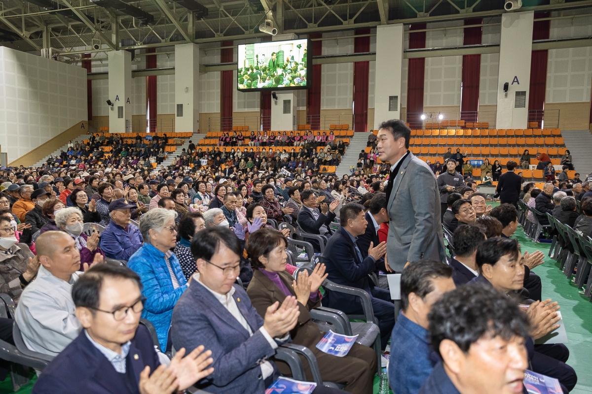 20251030-047[AMG_4522-제29회 노인의 날 기념식-1.JPG