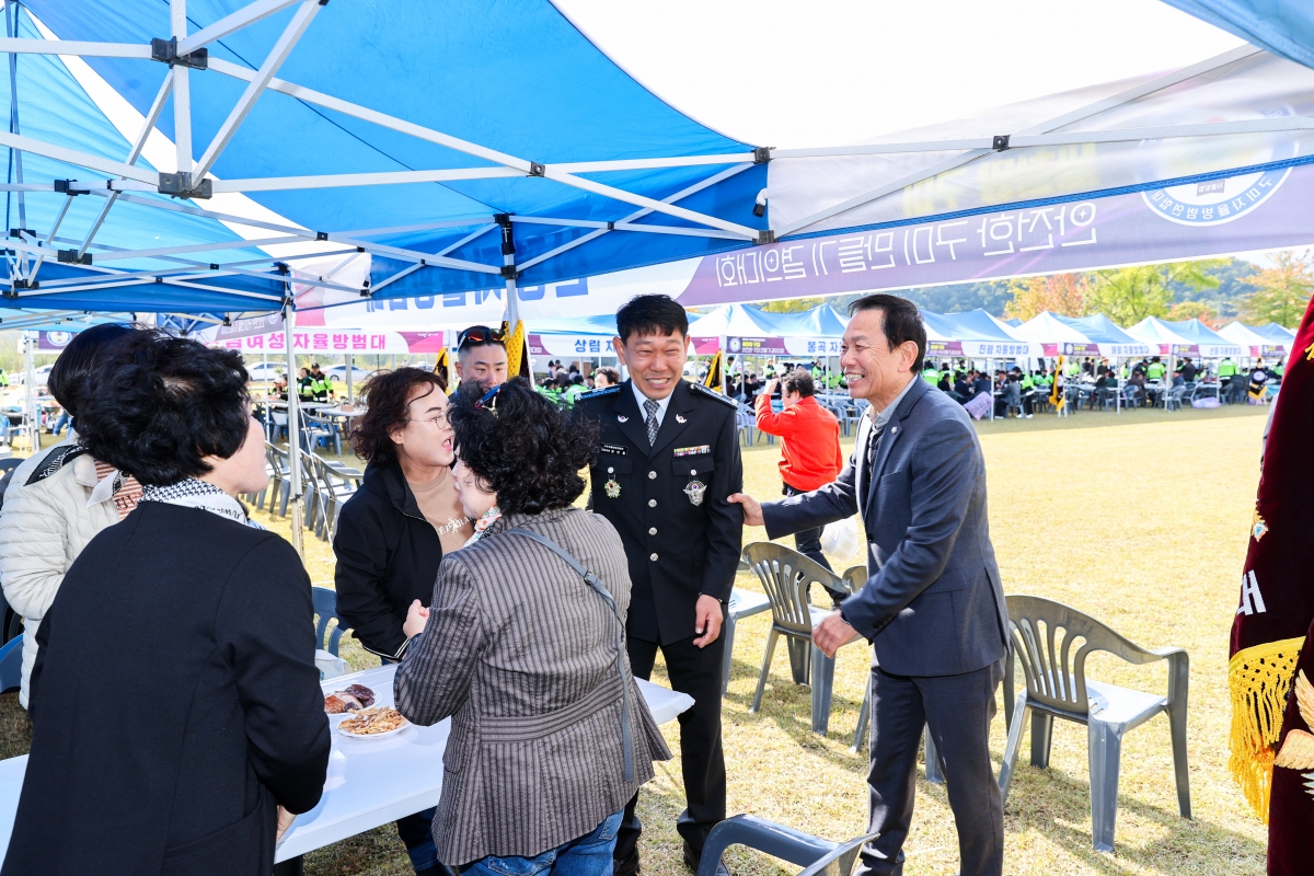 20251102-062[AMG_5366-1-구미시 자율방범 범죄예방 실천결의대회.JPG