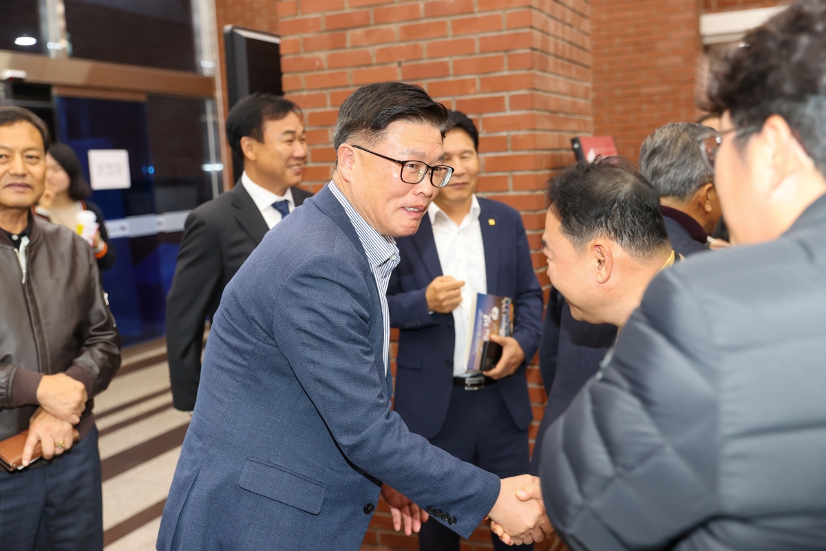 20251104-086[AMG_5592-1-제34회 새마을여성합창단 정기연주회.JPG