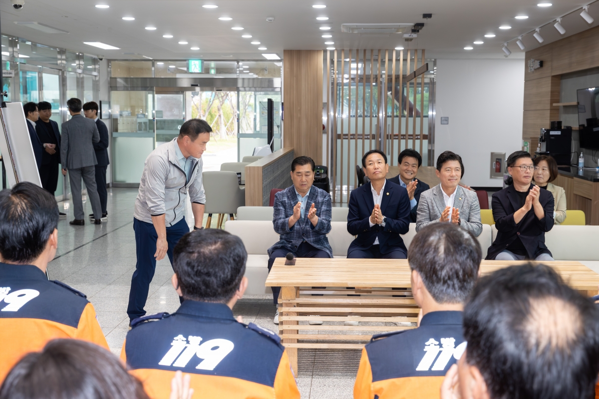 20251002-009[AMG_9644-2025 추석 맞이 구미소방서 격려 방문.jpg