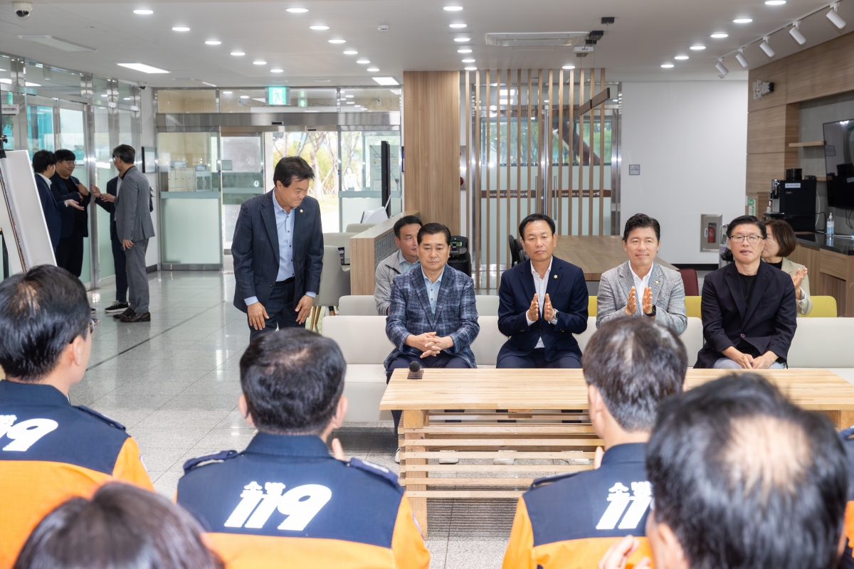 20251002-010[AMG_9646-2025 추석 맞이 구미소방서 격려 방문.jpg