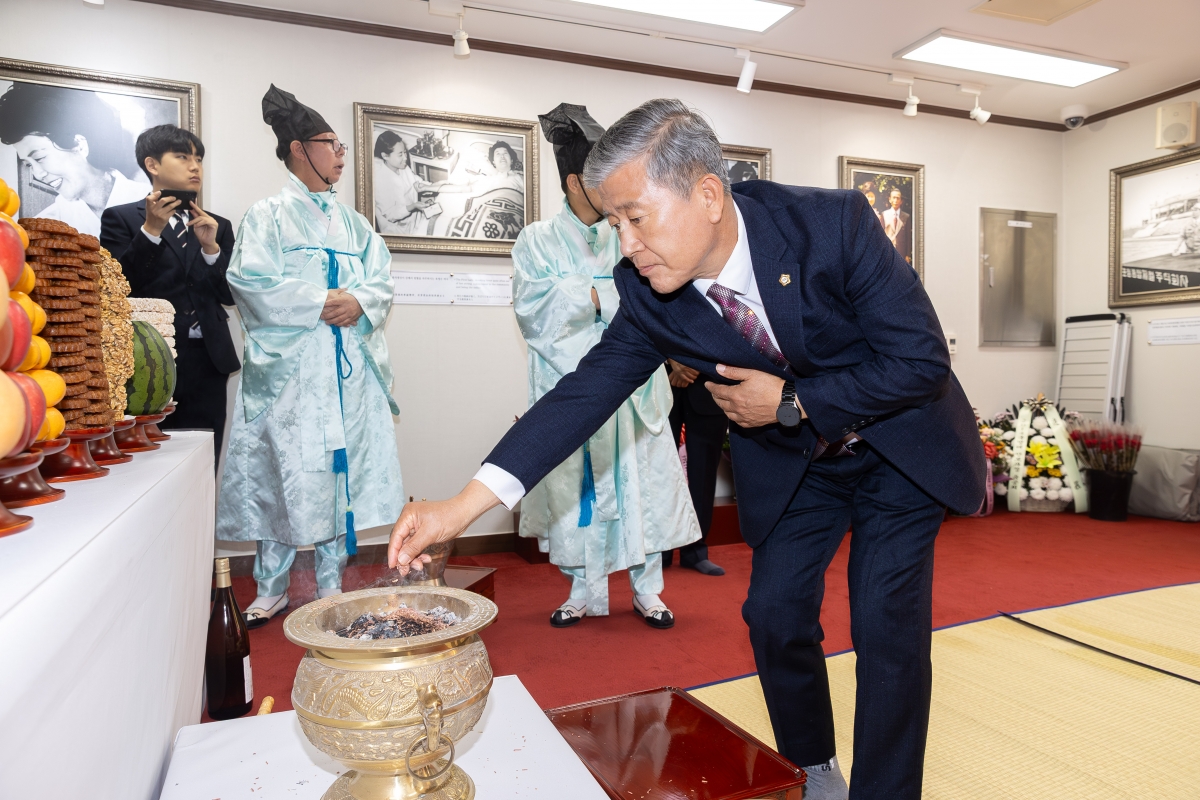 20251114-014[AMG_6026-박정희대통령 탄신 108돌 숭모제.jpg