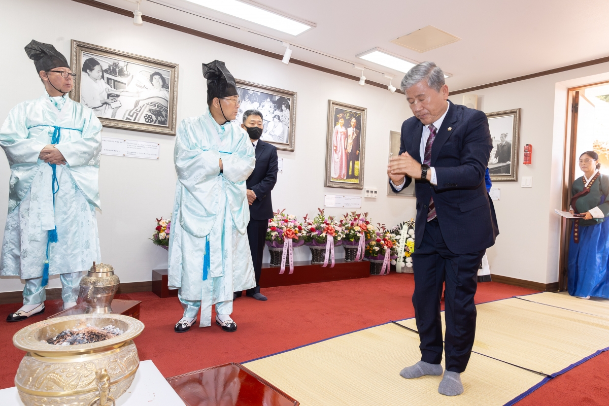 20251114-015[AMG_6030-박정희대통령 탄신 108돌 숭모제.jpg