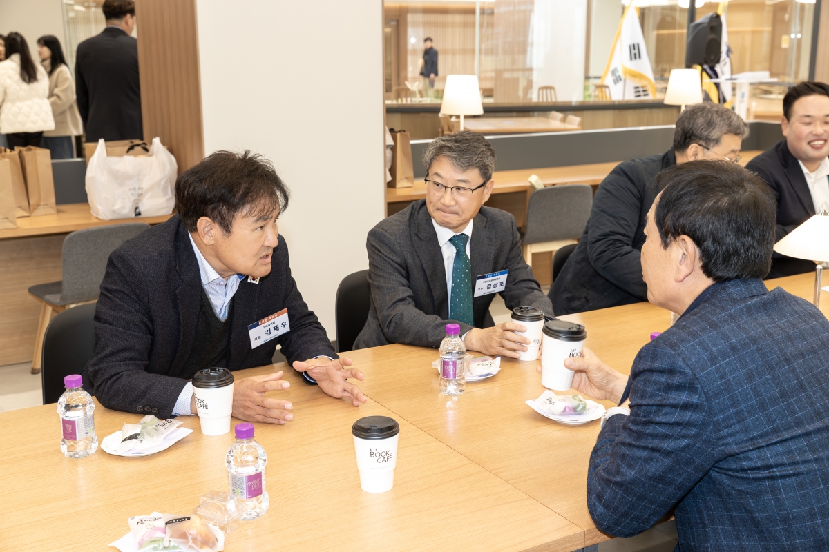 20251117-023[AMG_6769-금오공대 도서관 리모델링 재개관.jpg