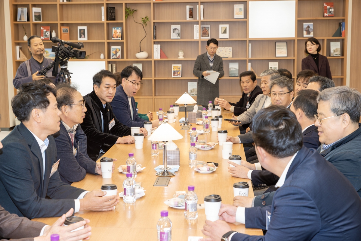 20251117-024[AMG_6771-금오공대 도서관 리모델링 재개관.jpg