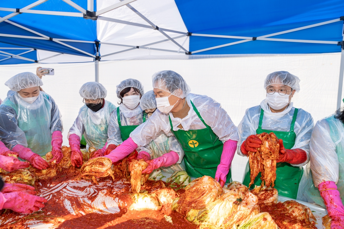 20251124-072[AMG_7842-2025 사랑의 김장담그기.jpg