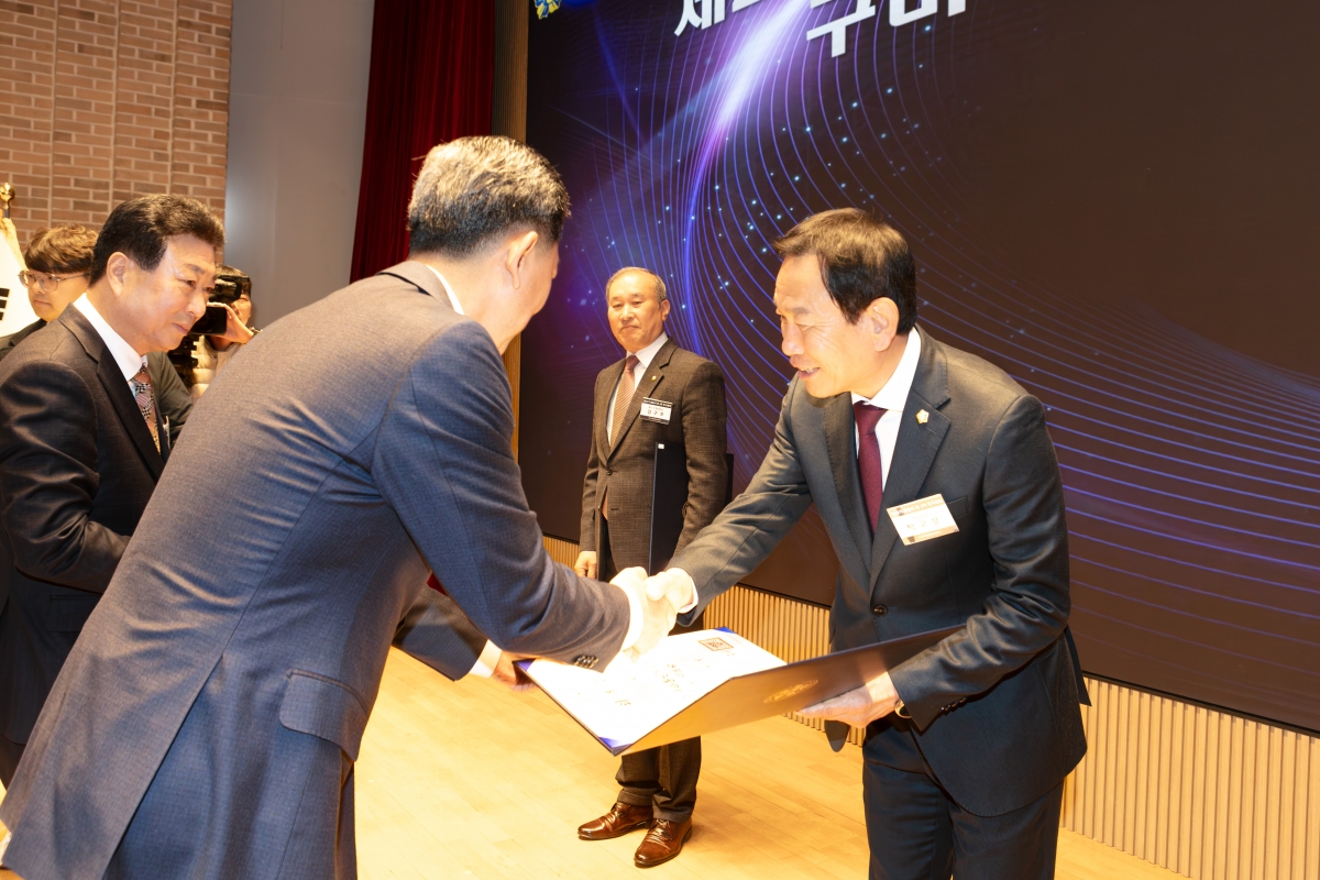 20251126-086[IMG_4243-민주평통 구미시협의회 제22기 출범식 및 3차 정기회의.jpg