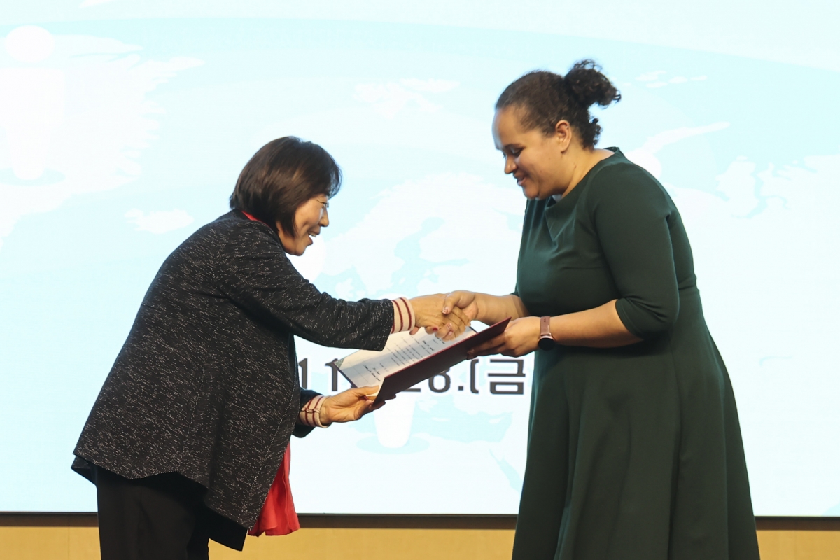 20251128-052[AMG_8834-2-구미국제친선협회 역량강화 교육.jpg