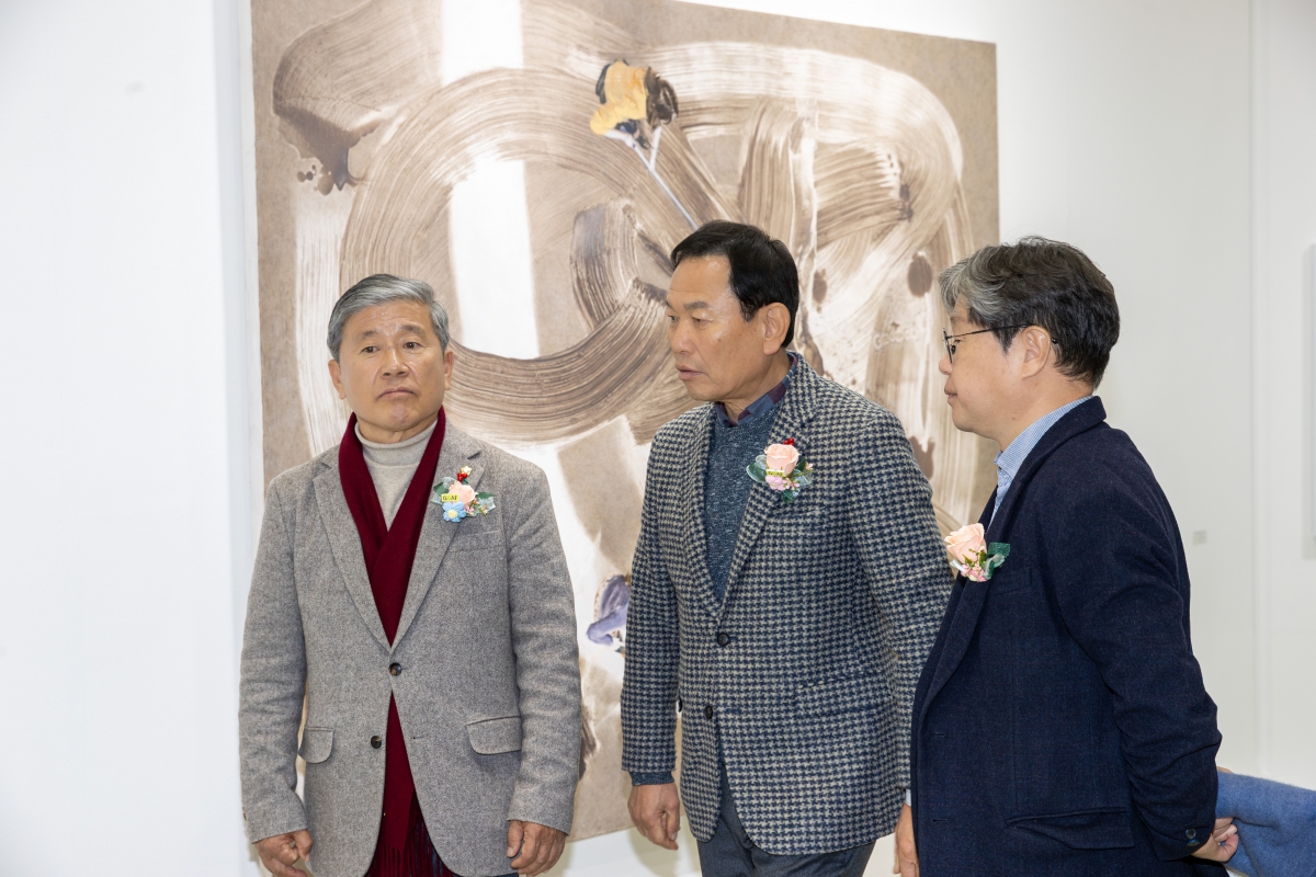 20251204-118[AMG_0070-2025 구미아트페어.jpg