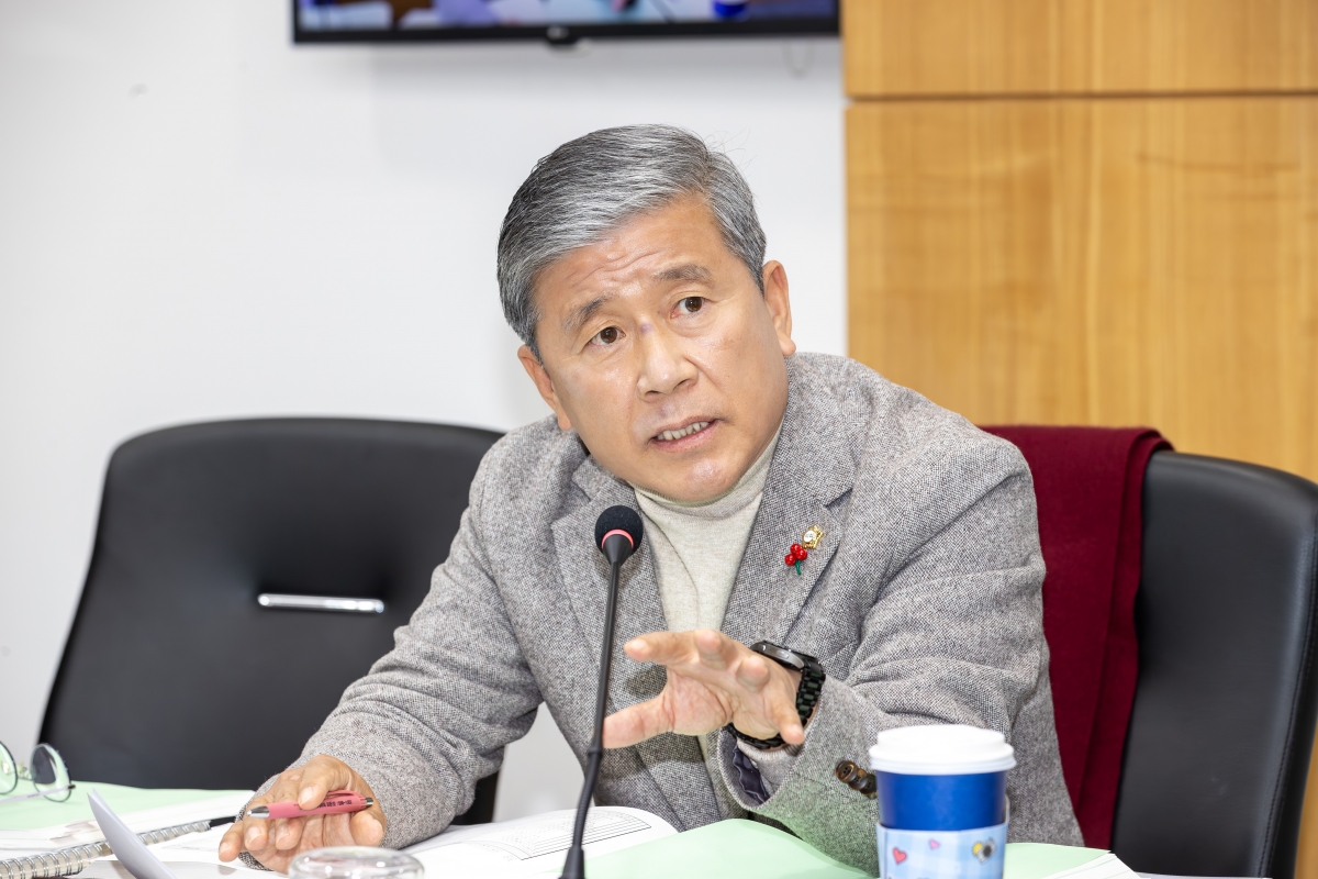 20251204-023[AMG_9664-제292회 제2차 정례회시 예산결산특별위원회 2026년도 예산안 및 기금운용계획안 심사 활동.jpg