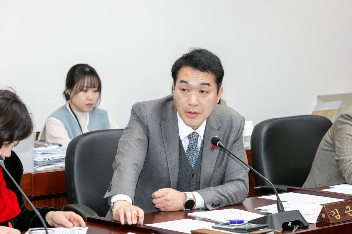 20251211-074[IMG_4595-제292회 제2차 정례회시 제4차 구미 현안 해결을 위한 특별위원회 활동.jpg