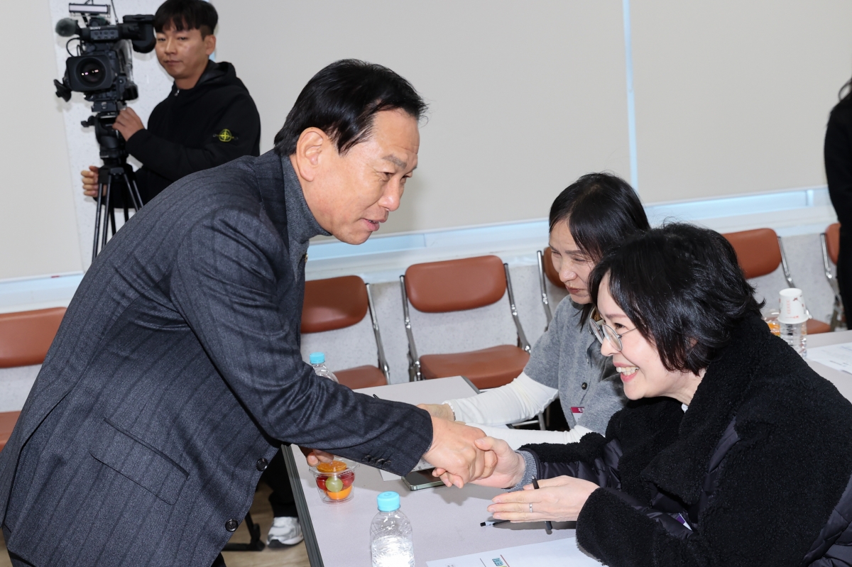 20251209-036[AMG_0385-1-구미시장 형곡1동 순방.JPG