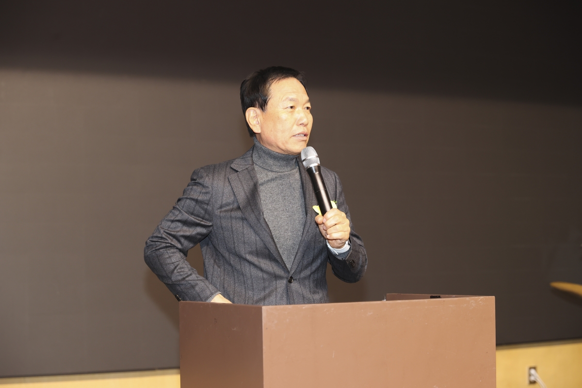 20251209-111[AMG_0620-2-2025 송년 미용인의 밤.jpg